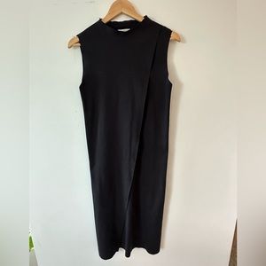 Black Dress Oak and Fort